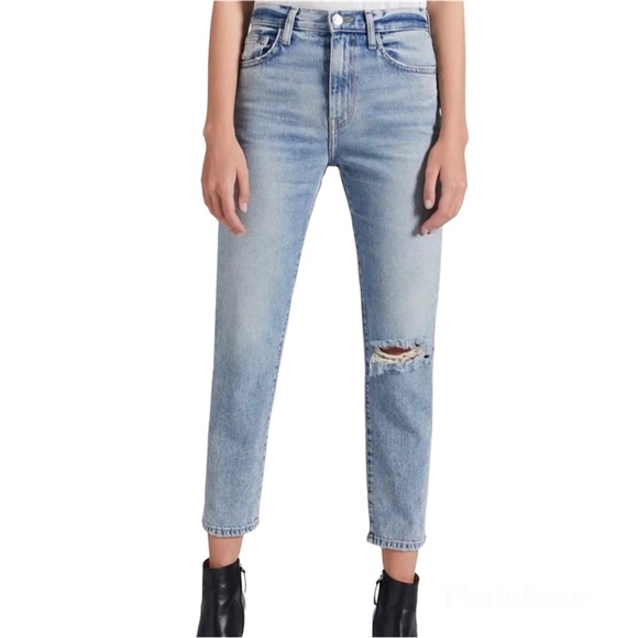 Current/Elliott 2 year Destroy Jean